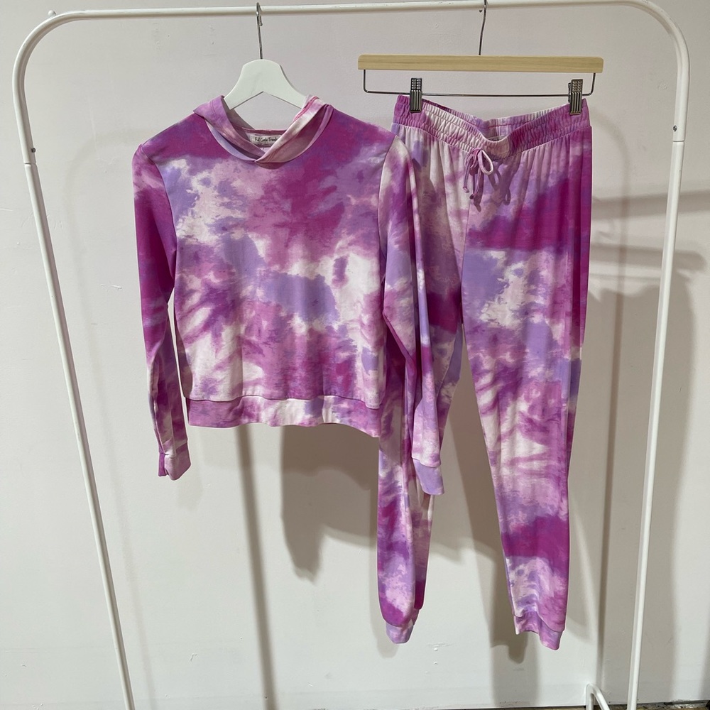 Full Circle Trends Tie Dye Jogger and Sweatshirt set
